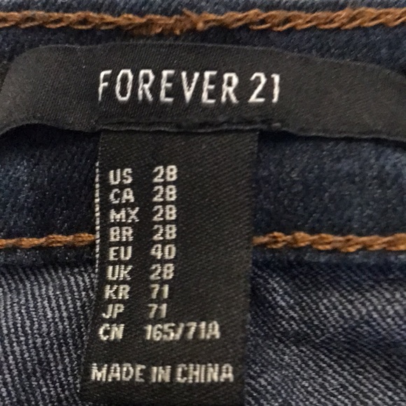 Forever 21 dark blue denim - 5 pocket - skinny jeans - Like new - Size 28 - $18 - Picture 4 of 6